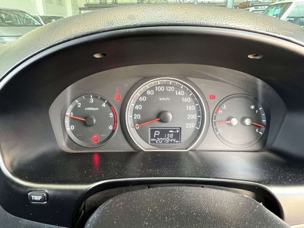 HYUNDAI H-1 H-1 2.5 CRDi A/C F/C P/V A/T - 11