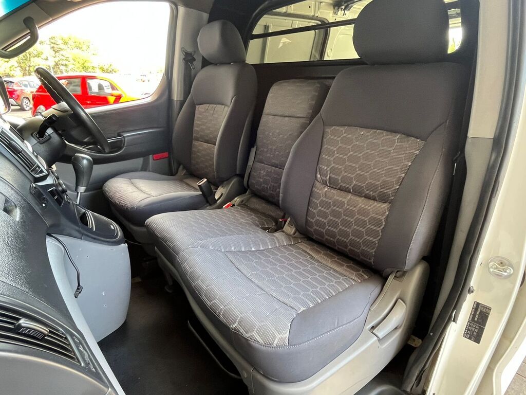 HYUNDAI H-1 H-1 2.5 CRDi A/C F/C P/V A/T - 8