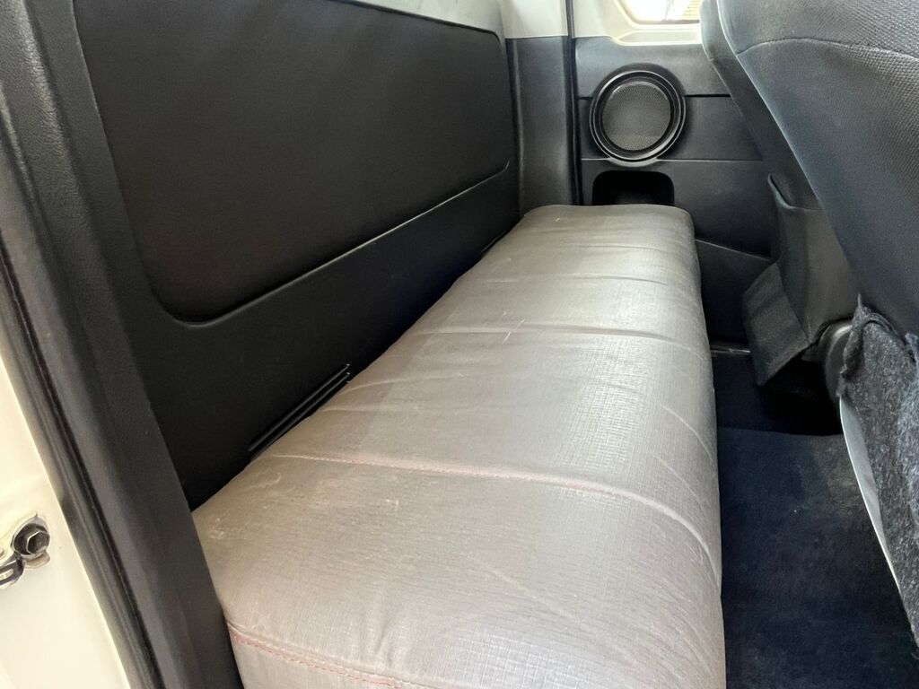 TOYOTA HILUX HILUX 2.4 GD-6 RB SRX P/U E/CAB