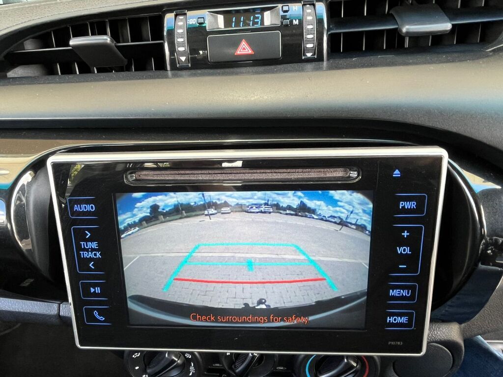 TOYOTA HILUX HILUX 2.4 GD-6 RB SRX P/U E/CAB