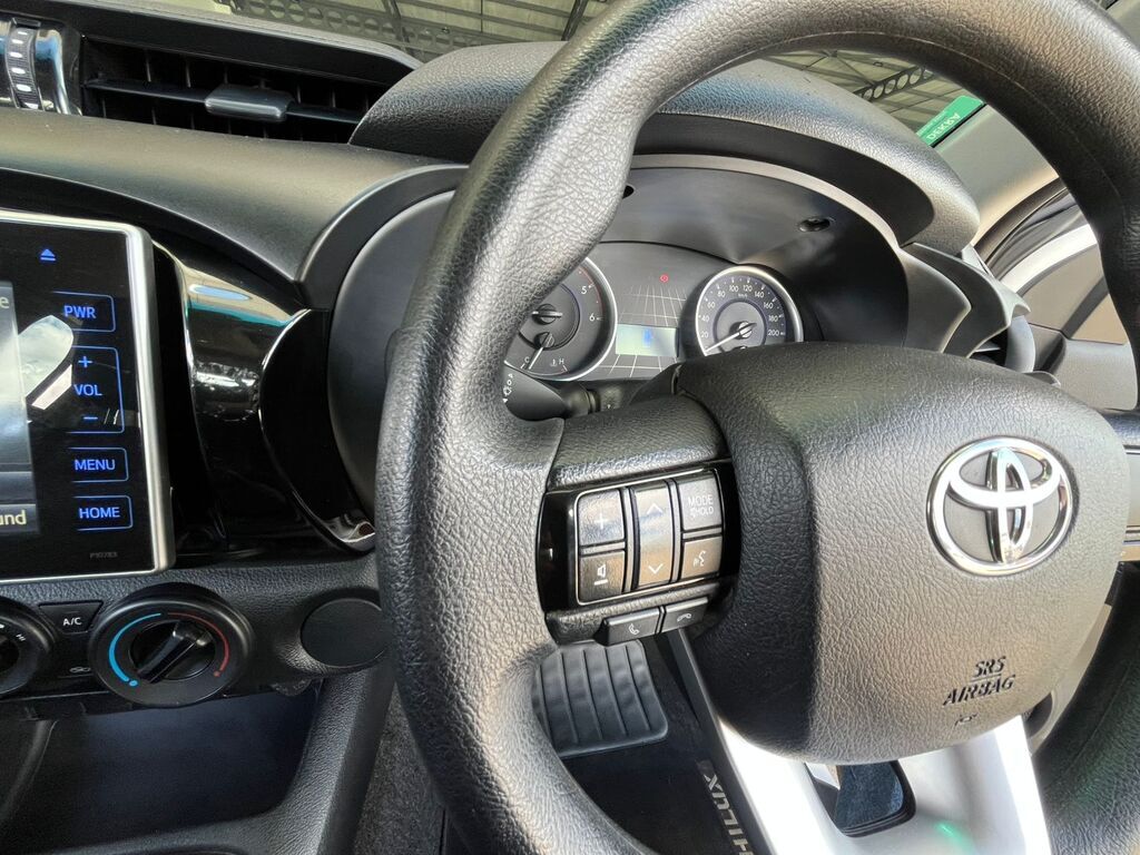 TOYOTA HILUX HILUX 2.4 GD-6 RB SRX P/U E/CAB