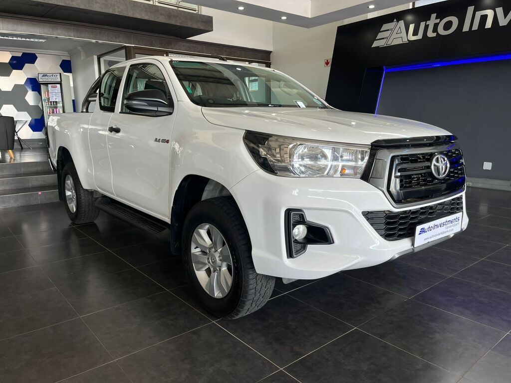 TOYOTA HILUX HILUX 2.4 GD-6 RB SRX P/U E/CAB