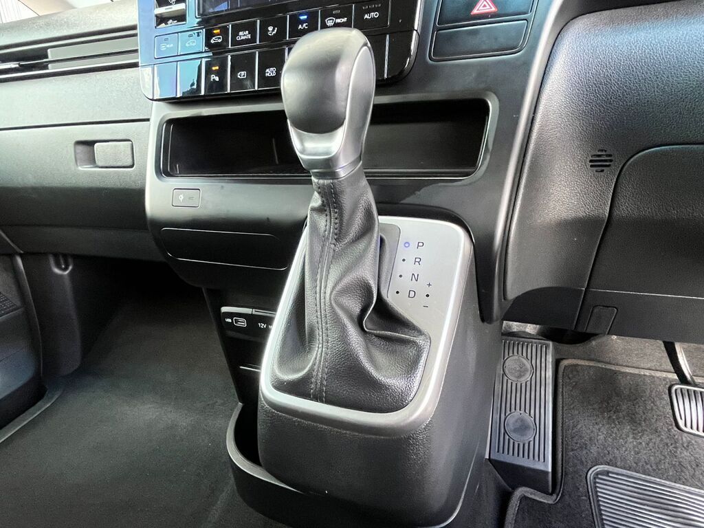 HYUNDAI STARIA STARIA 2.2D EXECUTIVE A/T - 14