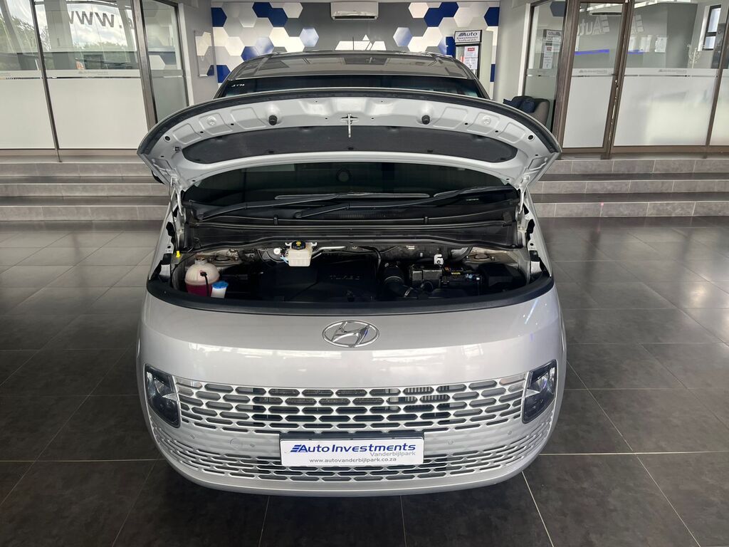 HYUNDAI STARIA STARIA 2.2D EXECUTIVE A/T - 17