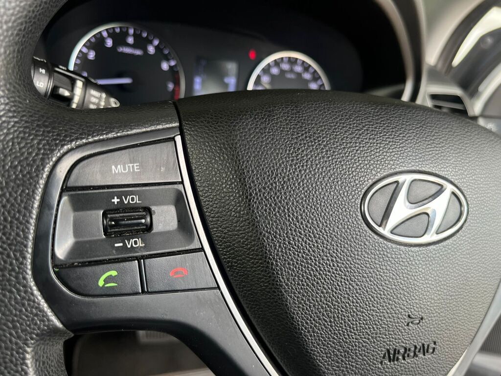 HYUNDAI I20 i20 1.4 MOTION A/T - 12