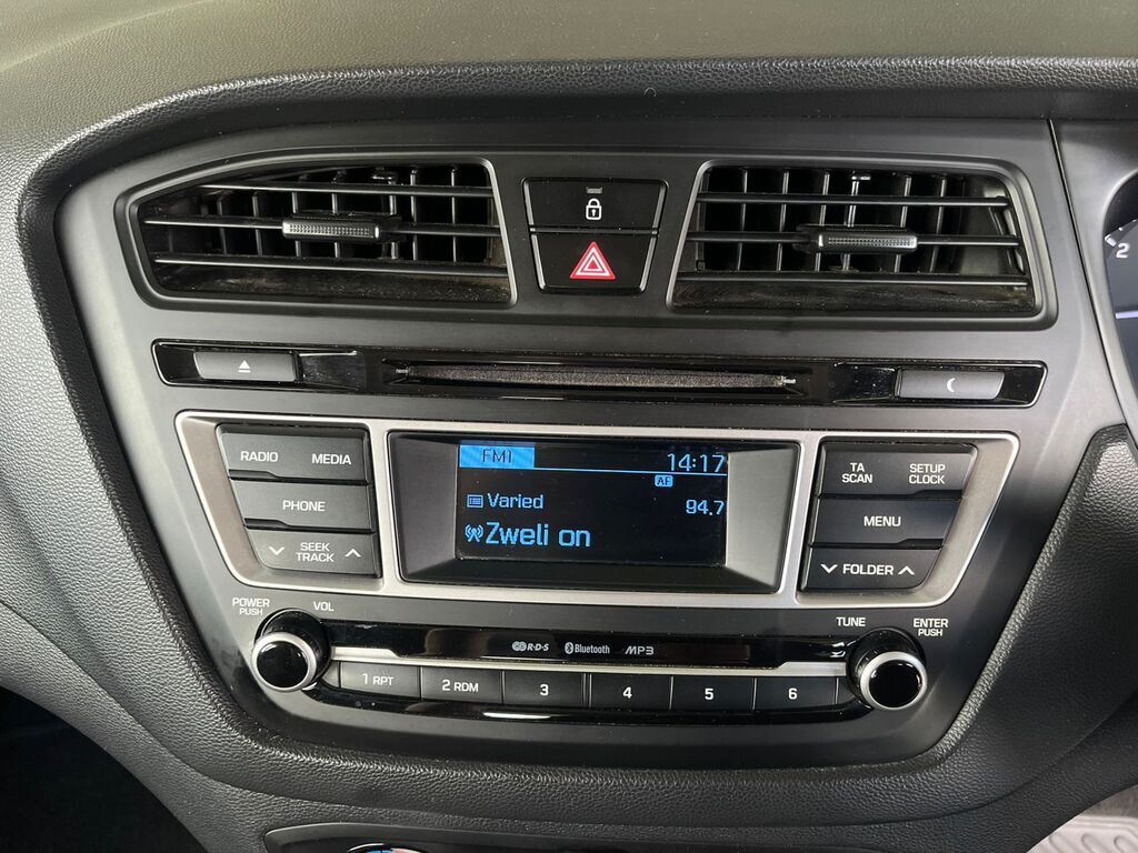 HYUNDAI I20 i20 1.4 MOTION A/T - 13