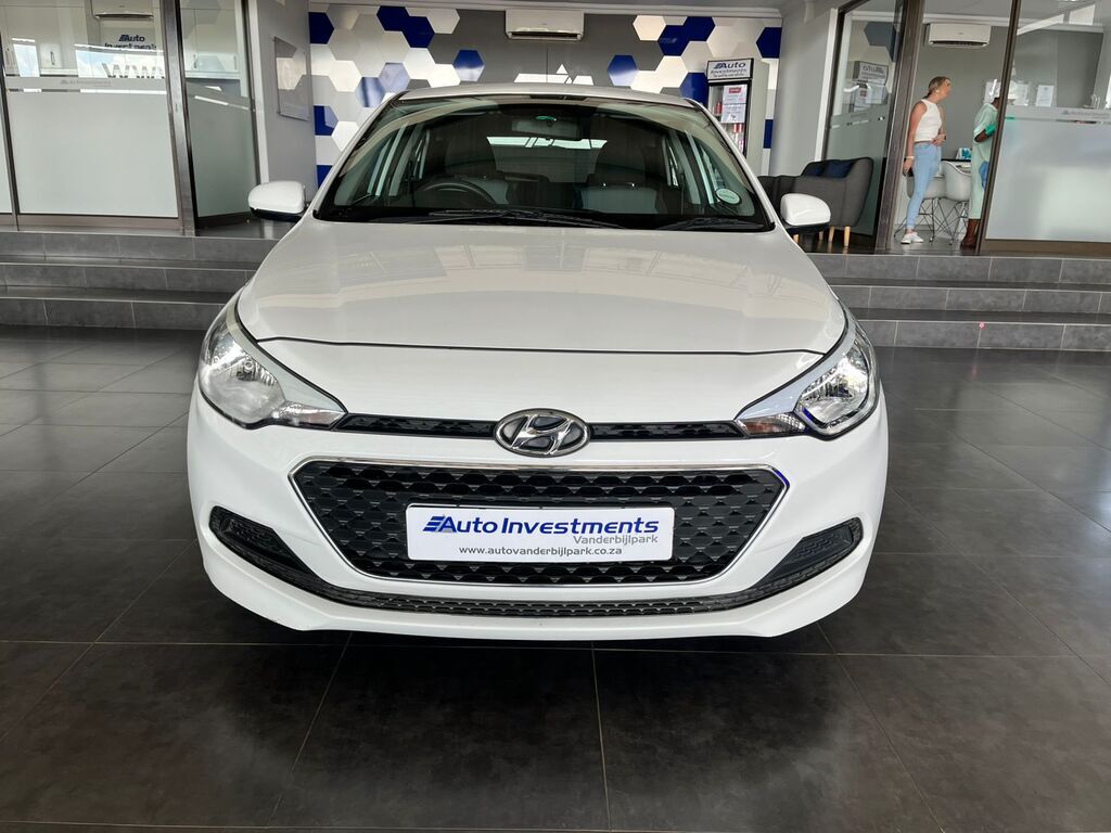 HYUNDAI I20 i20 1.4 MOTION A/T - 14
