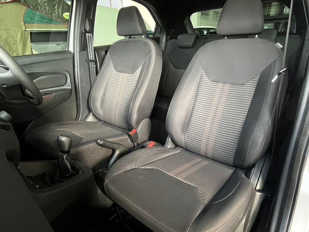 FORD FIGO FIGO FREESTYLE 1.5Ti VCT TITANIUM 5DR