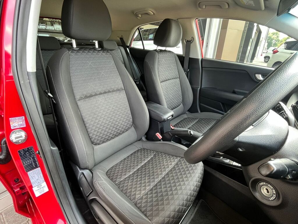 KIA RIO RIO 1.4 LS 5DR