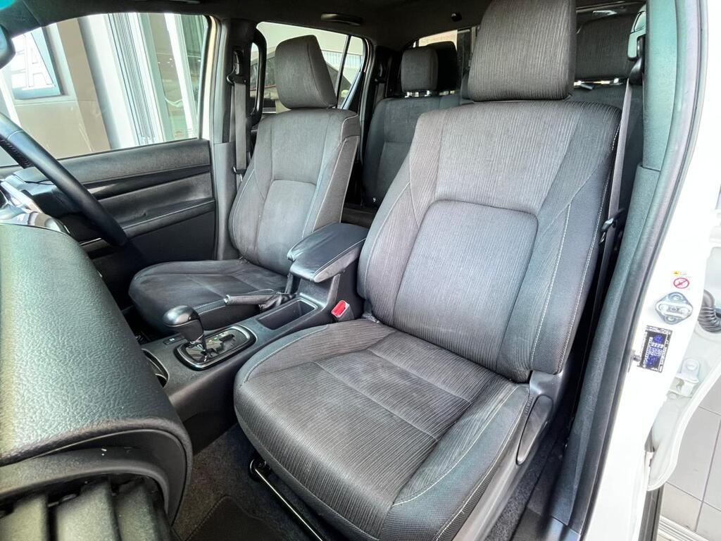 TOYOTA HILUX HILUX 2.8 GD-6 RB RAIDER A/T P/U D/C