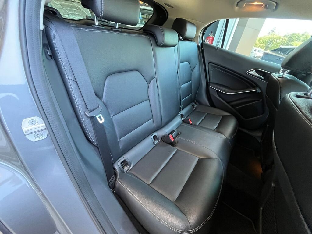 MERCEDES-BENZ GLA GLA 200 CDI A/T