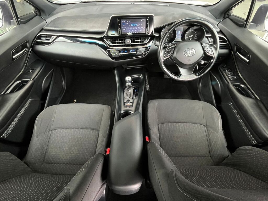 TOYOTA C-HR C-HR 1.2T PLUS CVT