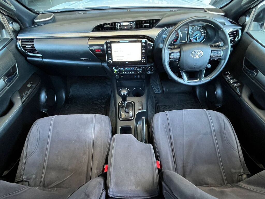 TOYOTA HILUX HILUX 2.8 GD-6 RB LEGEND 4X4 A/T P/U D/C - 5