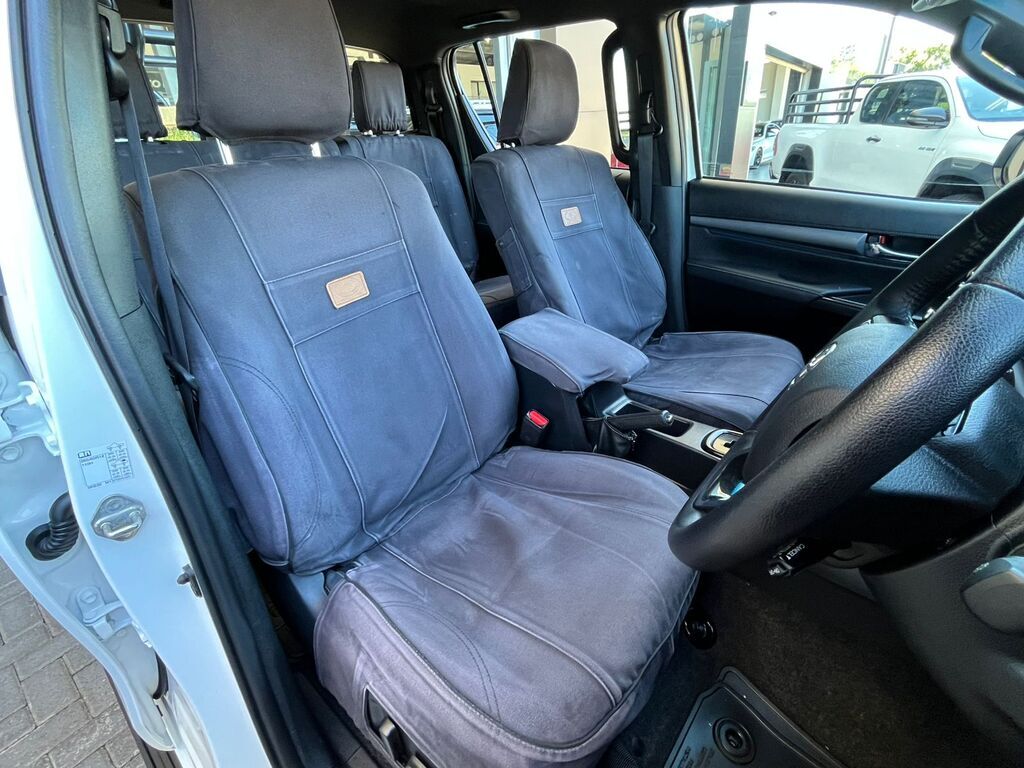 TOYOTA HILUX HILUX 2.8 GD-6 RB LEGEND 4X4 A/T P/U D/C - 6