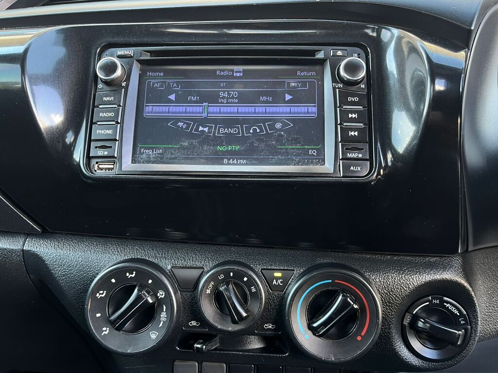 TOYOTA HILUX HILUX 2.4 GD-6 SR 4X4 P/U S/C - 8