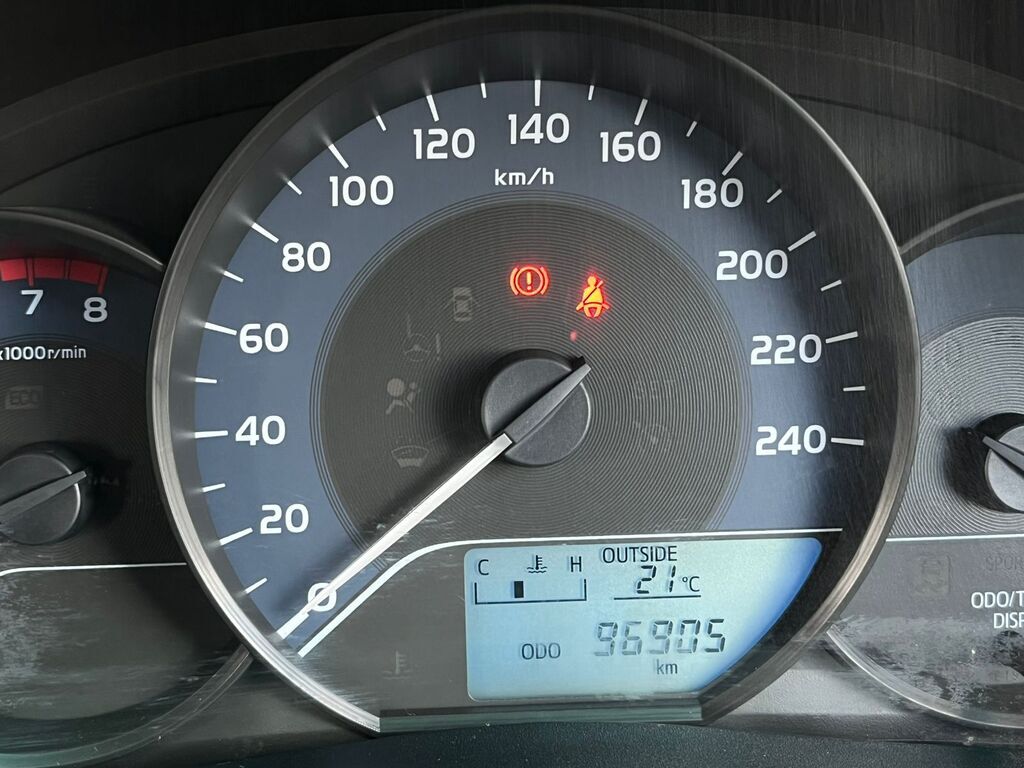 TOYOTA COROLLA QUEST COROLLA QUEST PLUS 1.8