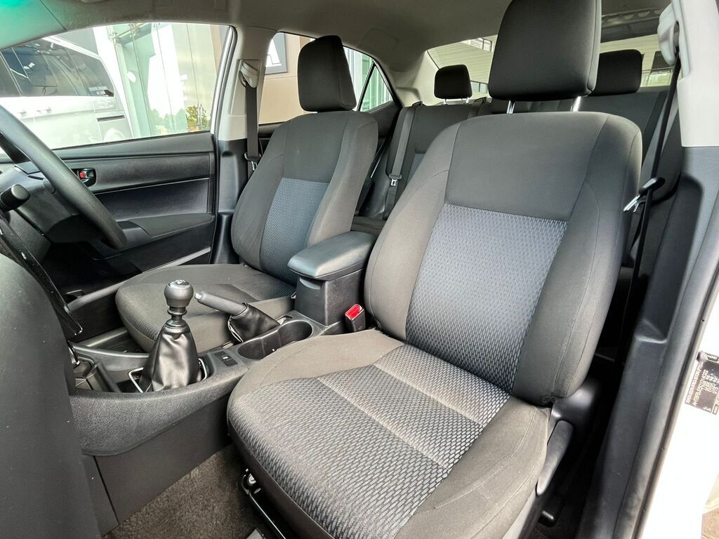 TOYOTA COROLLA QUEST COROLLA QUEST PLUS 1.8