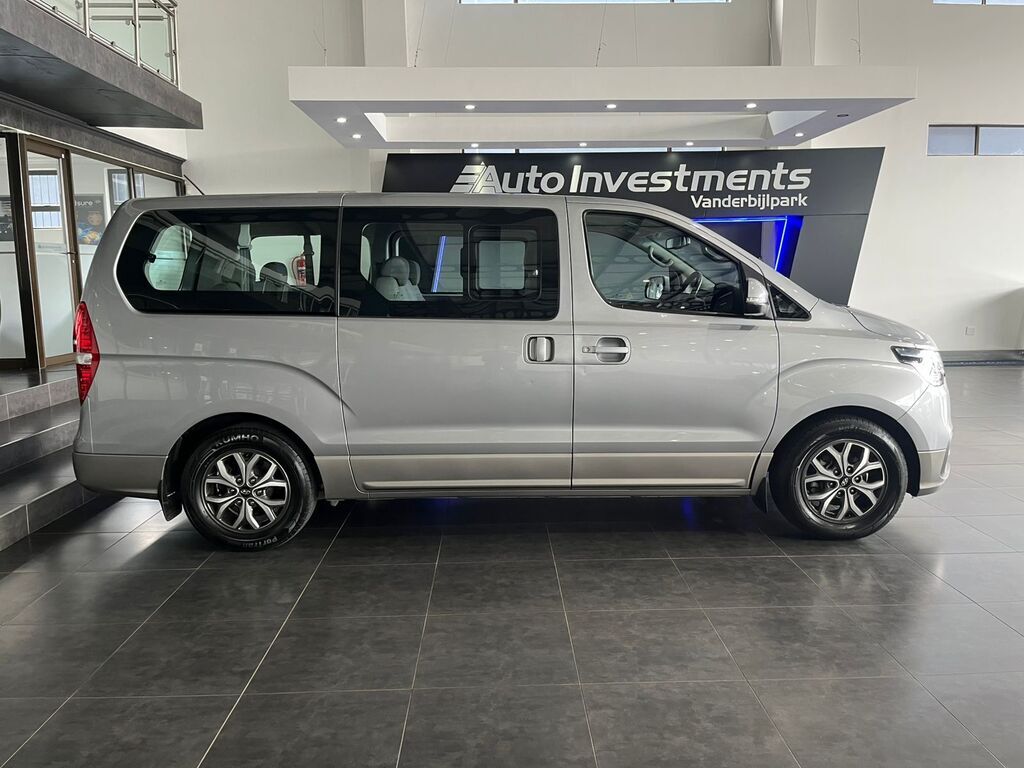 HYUNDAI H-1 H-1 2.5 CRDI A/T/ 2.5 ELITE A/T - 20