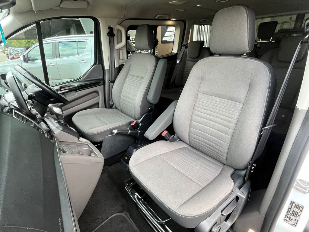 FORD TOURNEO TOURNEO CUSTOM LTD 2.0TDCI A/T (136KW) - 9