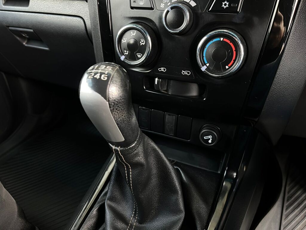 ISUZU D-MAX D-MAX 300 LX 4X4 E/CAB P/U