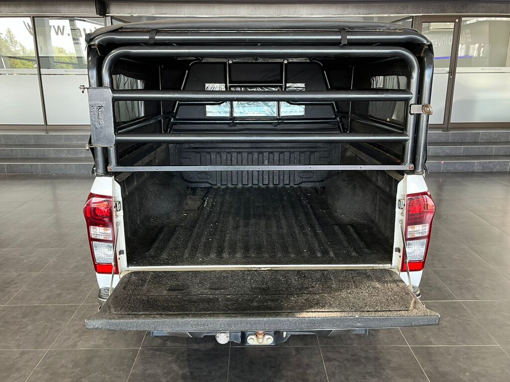 ISUZU D-MAX D-MAX 300 LX 4X4 E/CAB P/U