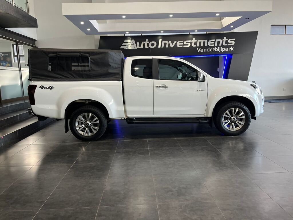 ISUZU D-MAX D-MAX 300 LX 4X4 E/CAB P/U