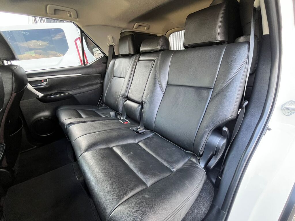 TOYOTA FORTUNER FORTUNER 2.4GD-6 R/B A/T