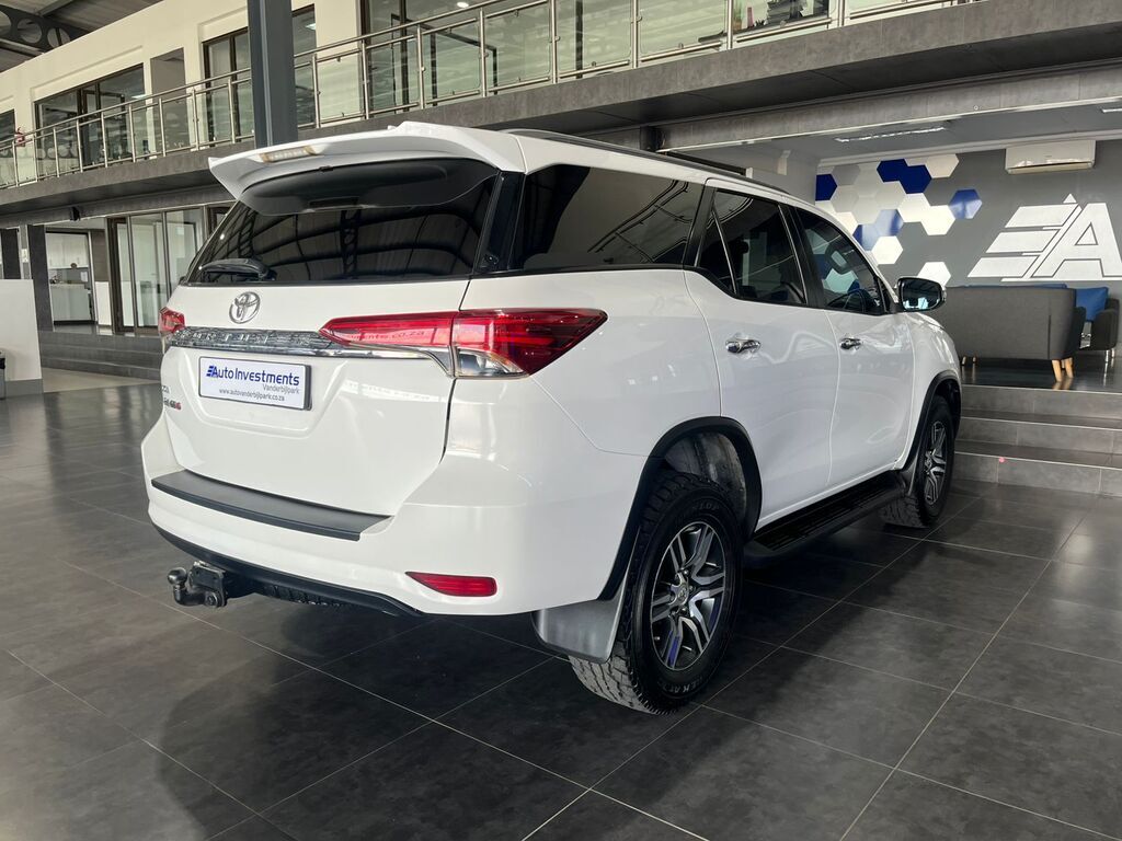 TOYOTA FORTUNER FORTUNER 2.4GD-6 R/B A/T