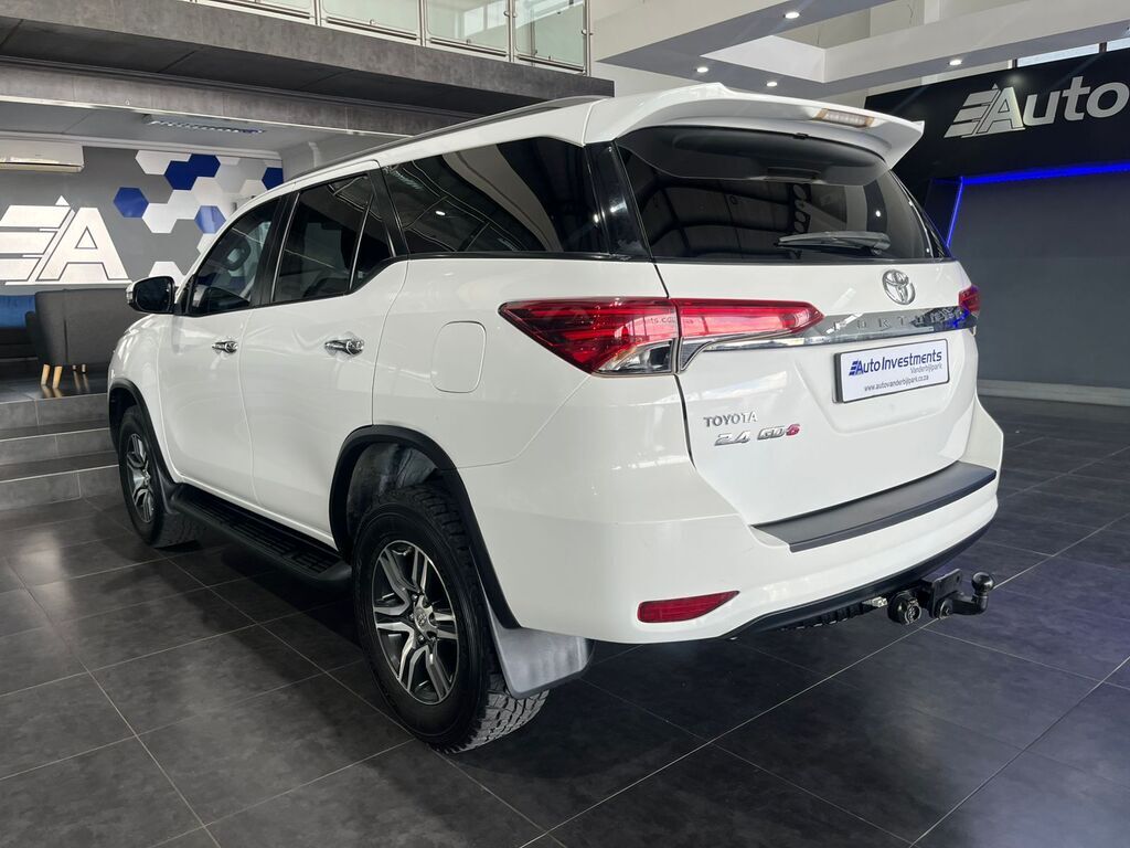 TOYOTA FORTUNER FORTUNER 2.4GD-6 R/B A/T
