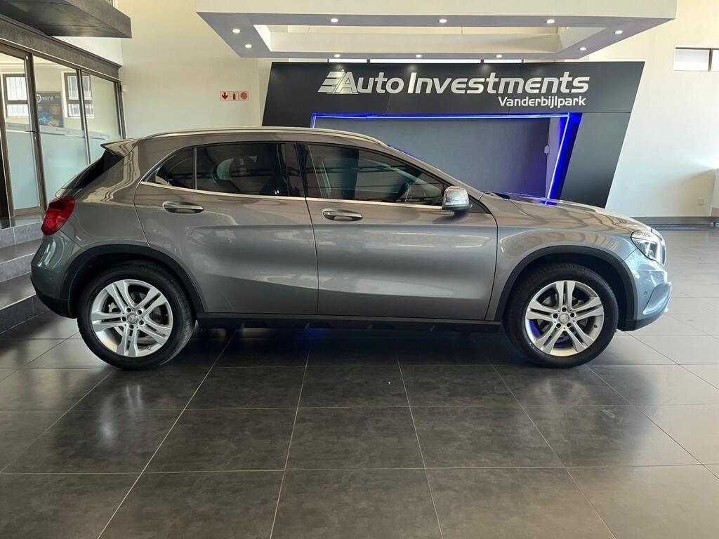 MERCEDES-BENZ GLA GLA 200 CDI A/T - 10