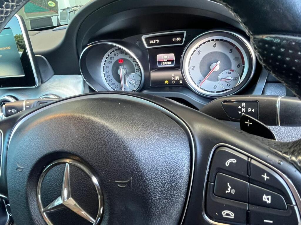 MERCEDES-BENZ GLA GLA 200 CDI A/T - 18