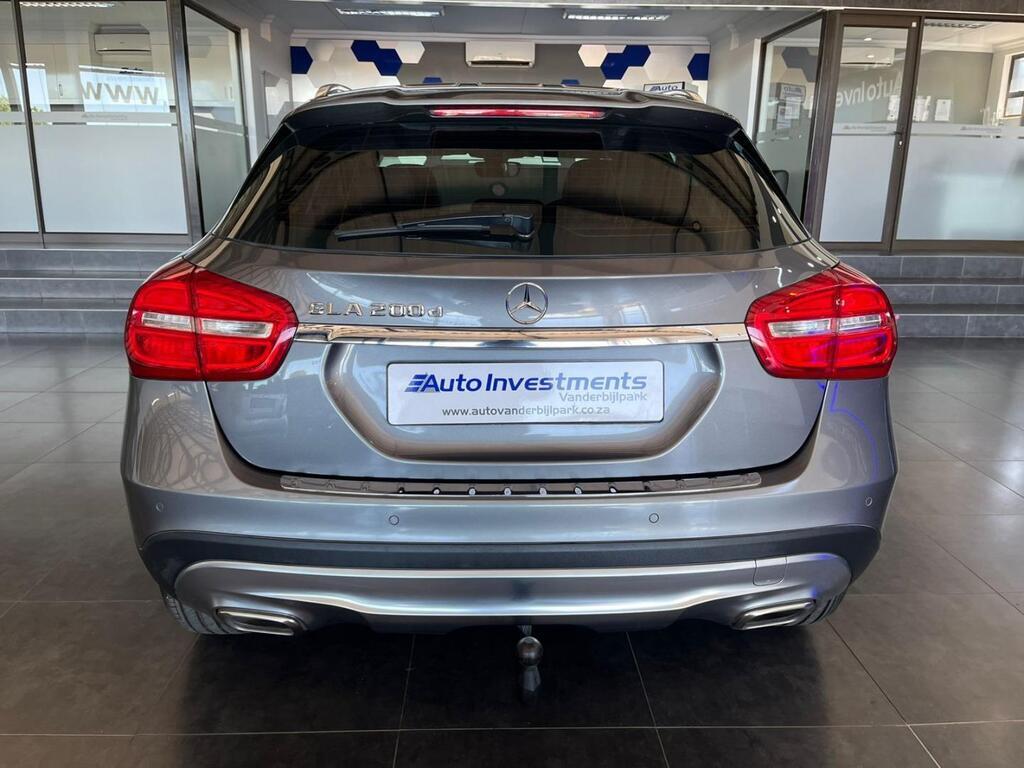 MERCEDES-BENZ GLA GLA 200 CDI A/T - 8