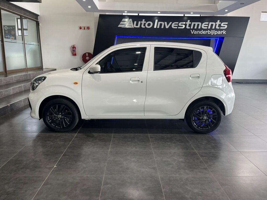 TOYOTA VITZ VITZ 1.0 XR AMT - 19