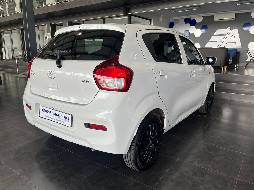 TOYOTA VITZ VITZ 1.0 XR AMT - 4