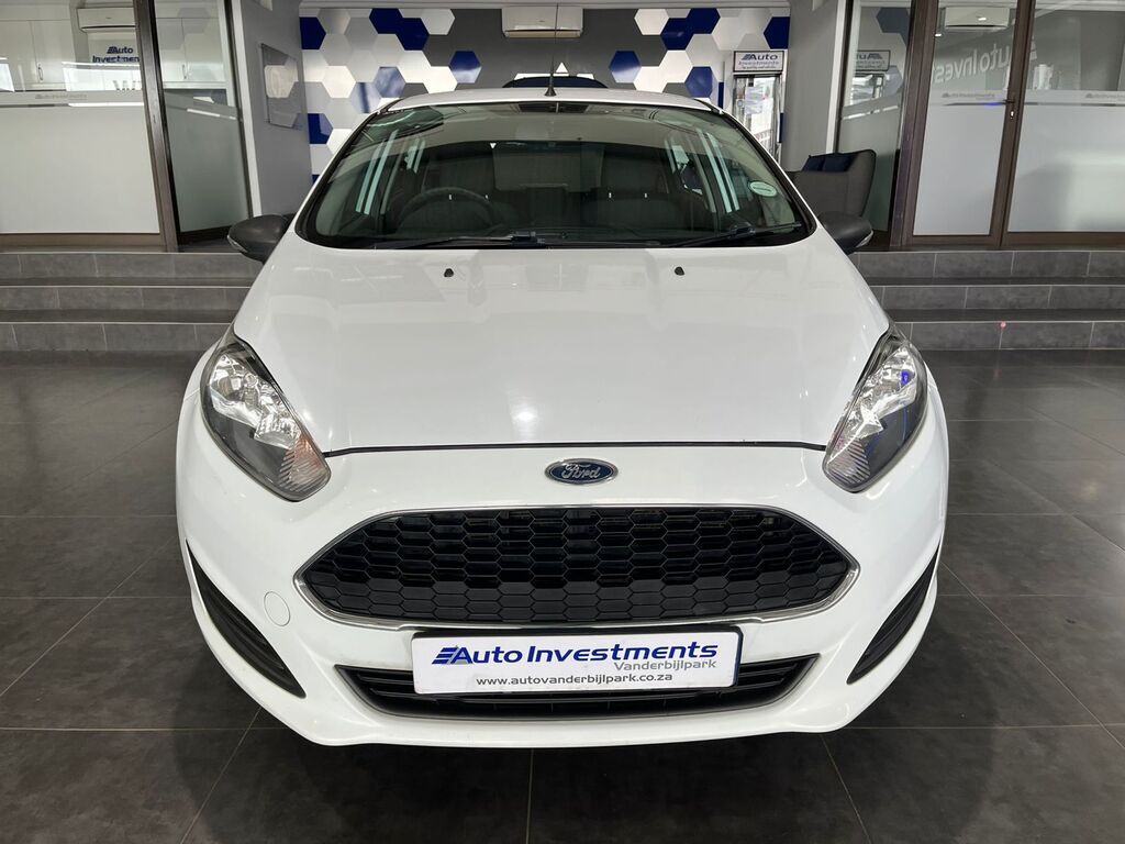 FORD FIESTA FIESTA 1.4 AMBIENTE 5 Dr - 15