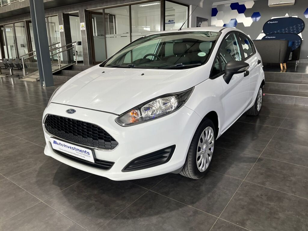 FORD FIESTA FIESTA 1.4 AMBIENTE 5 Dr - 2