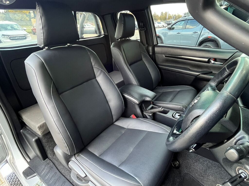 TOYOTA HILUX HILUX 2.8 GD-6 RB RAIDER A/T P/U E/CAB - 7