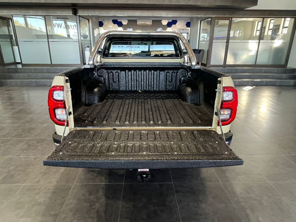 TOYOTA HILUX HILUX 2.8 GD-6 RB RAIDER A/T P/U D/C - 17