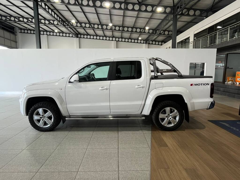 VOLKSWAGEN AMAROK AMAROK 3.0TDi H-LINE 190KW 4MOT A/T D/C P/U - 16