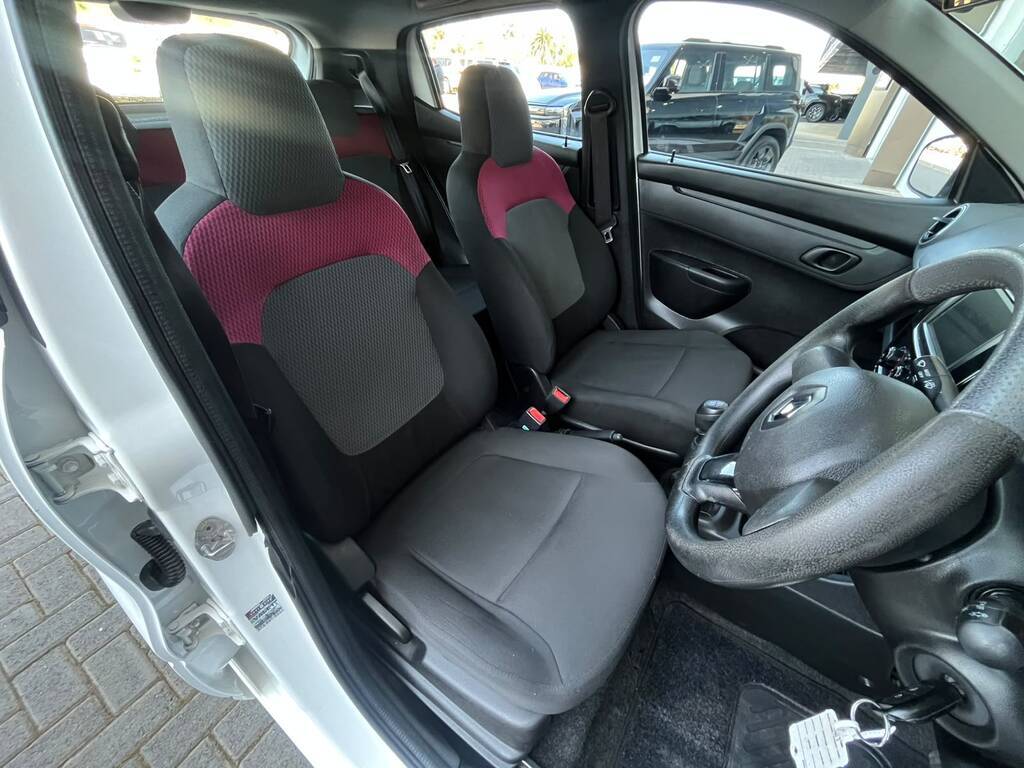 RENAULT KWID KWID 1.0 DYNAMIQUE / ZEN 5DR - 5