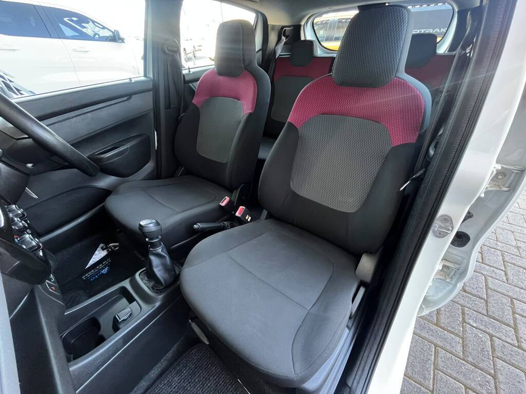 RENAULT KWID KWID 1.0 DYNAMIQUE / ZEN 5DR - 6