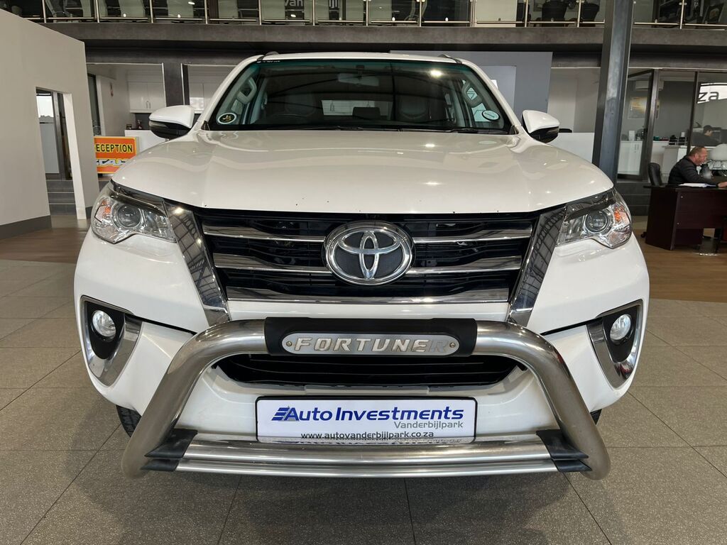 TOYOTA FORTUNER FORTUNER 2.4GD-6 R/B A/T - 14