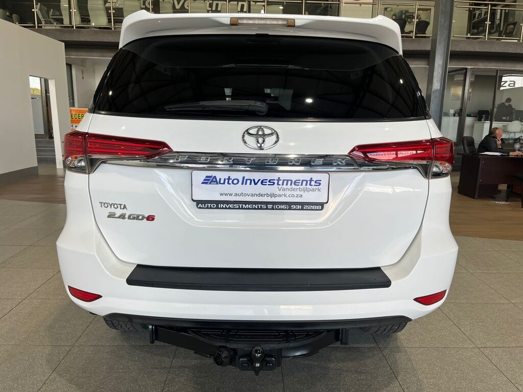 TOYOTA FORTUNER FORTUNER 2.4GD-6 R/B A/T - 16