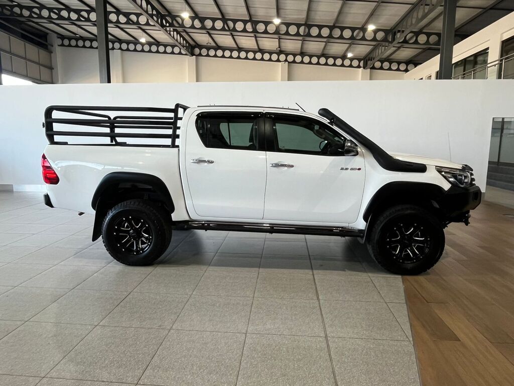 TOYOTA HILUX HILUX 2.8 GD-6 RAIDER 4X4 A/T P/U D/C - 16