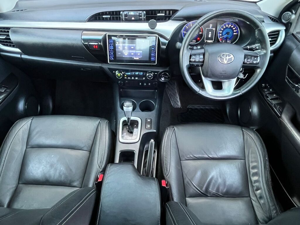 TOYOTA HILUX HILUX 2.8 GD-6 RAIDER 4X4 A/T P/U D/C - 6