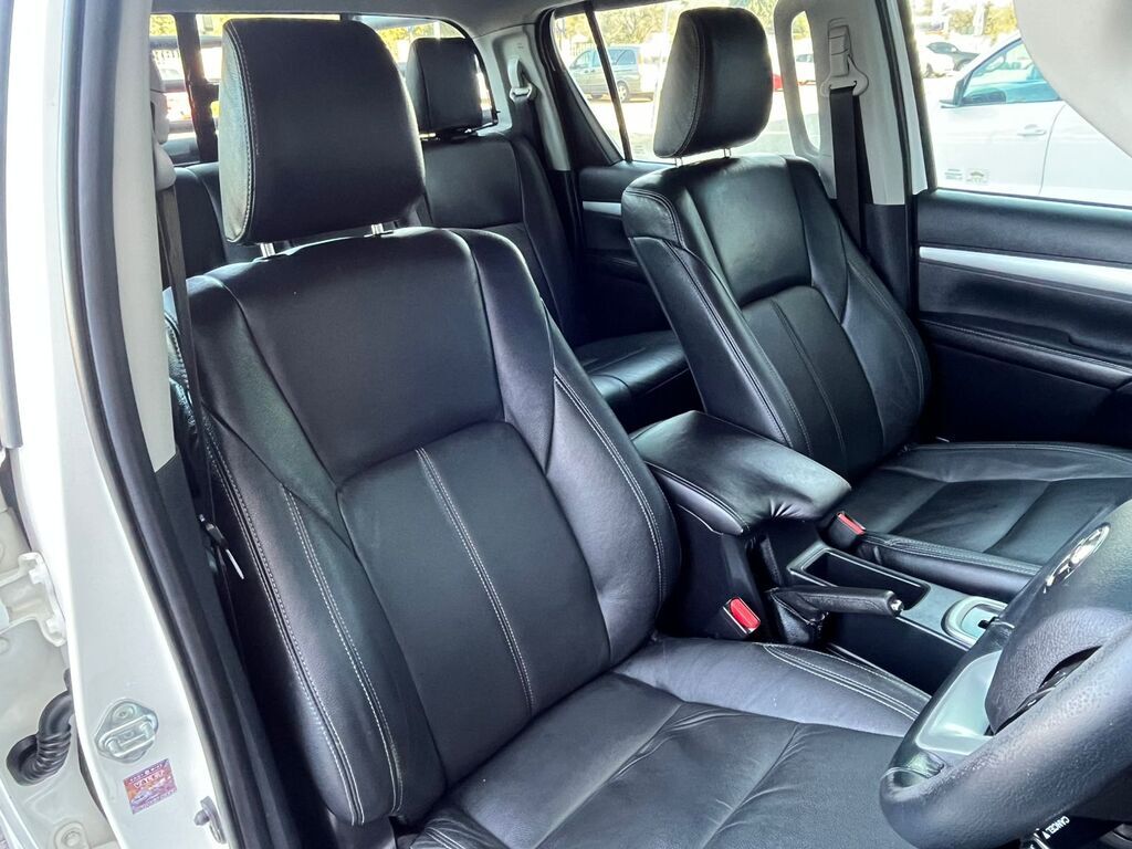 TOYOTA HILUX HILUX 2.8 GD-6 RAIDER 4X4 A/T P/U D/C - 7