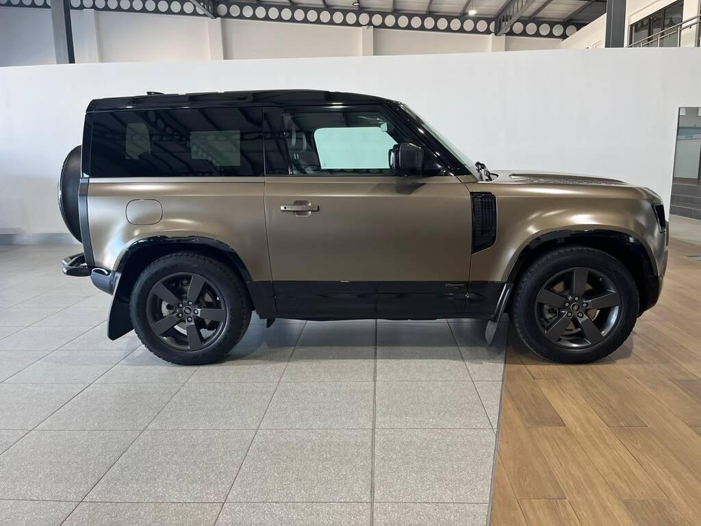 LAND ROVER DEFENDER DEFENDER 90 D240 SE X-DYNAMIC (177KW) - 18