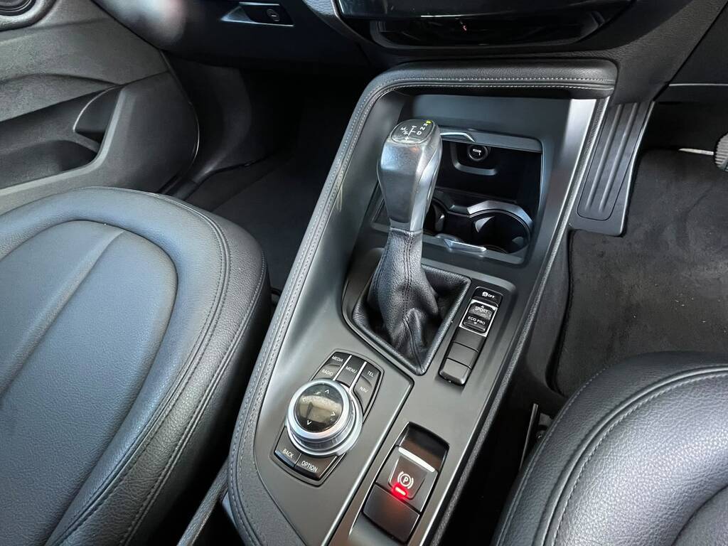 BMW X1 X1 sDRIVE20d (F48) - 14