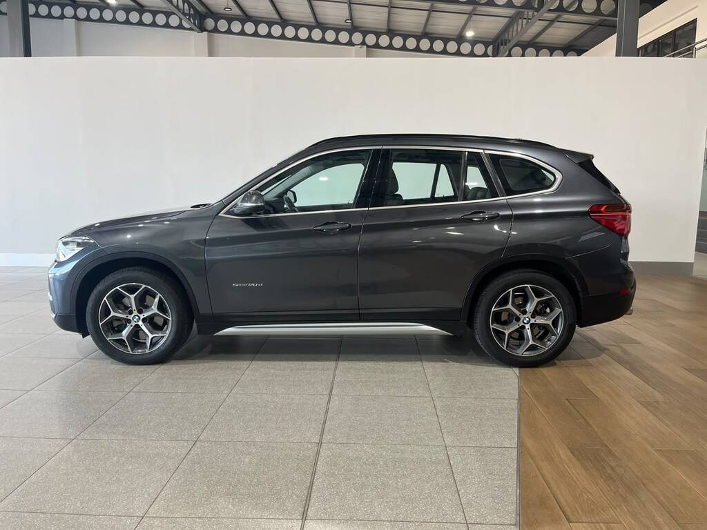 BMW X1 X1 sDRIVE20d (F48) - 19