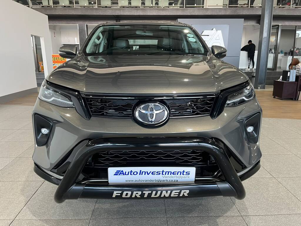 TOYOTA FORTUNER FORTUNER 2.4GD-6 R/B A/T - 13